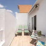 Atico, Sol Y Terraza Privada شقة أرونا
