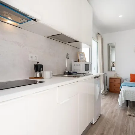 Atico, Sol Y Terraza Privada * 阿罗纳